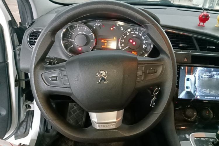 Used Peugeot 3008 2019 350THP Automatic Leading Edition Steering Wheel