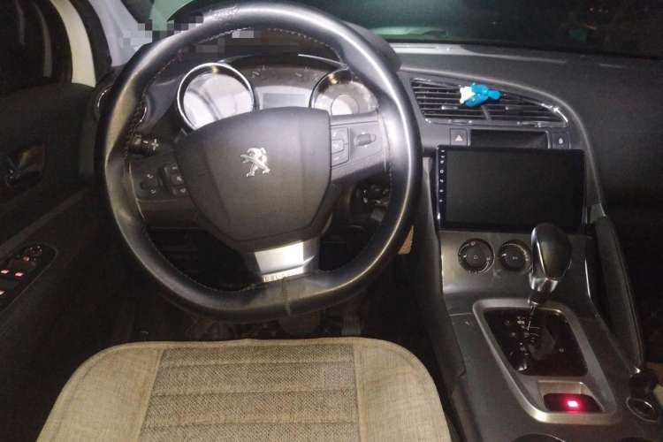 Used Peugeot 3008 2019 350THP Automatic Leading Edition Steering Wheel