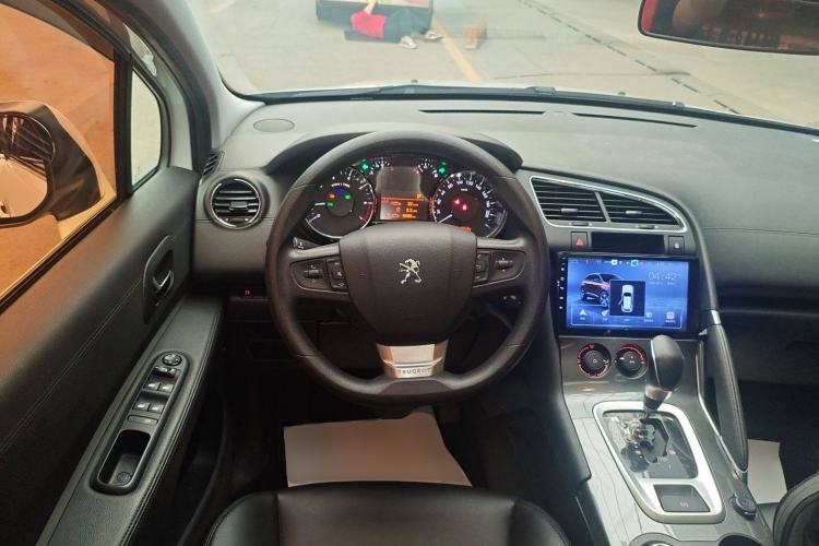 Used Peugeot 3008 2019 350THP Automatic Leading Edition Steering Wheel