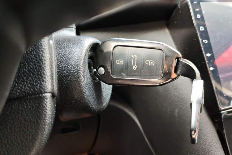 Used Peugeot 3008 2019 350THP Automatic Elite Edition Vehicle Key