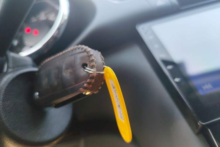 Used Peugeot 3008 2019 350THP Automatic Leading Edition Vehicle Key