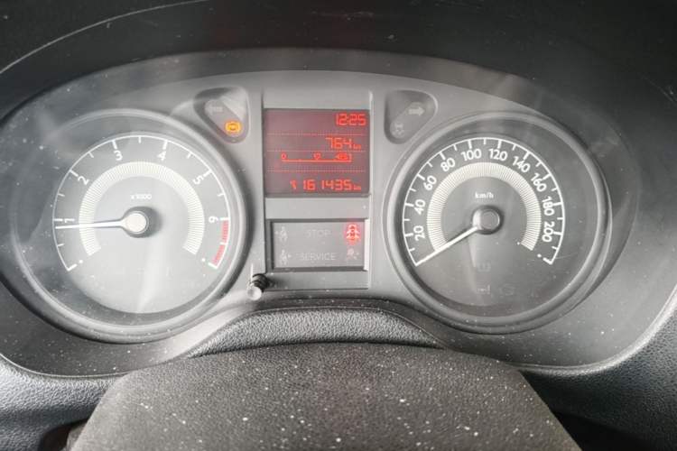 Used Peugeot 301 2014 1.6L Manual Comfort Edition Instrument Cluster