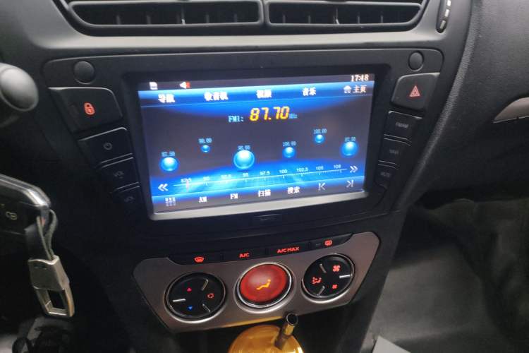 Used Peugeot 301 2014 1.6L Automatic Luxury Edition Audio And AC Panel