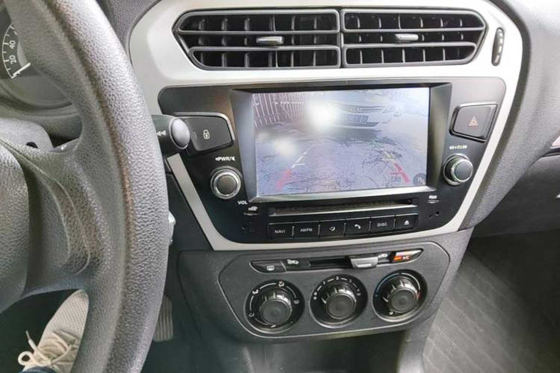 Used Peugeot 301 2014 1.6L Automatic Comfort Edition Audio And AC Panel
