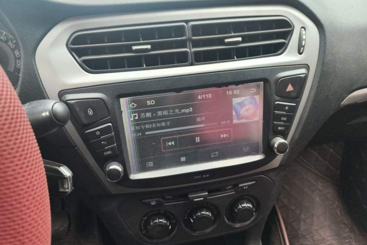 Used Peugeot 301 2014 1.6L Manual Comfort Edition Audio And AC Panel