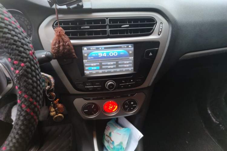 Used Peugeot 301 2014 1.6L Manual Luxury Edition Audio And AC Panel