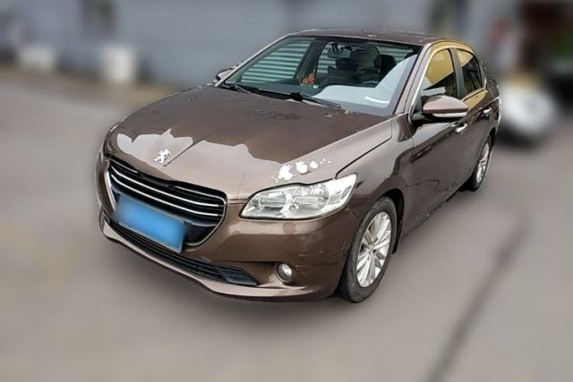 Używany Peugeot 301 2014 1.6L Manual Luxury Edition