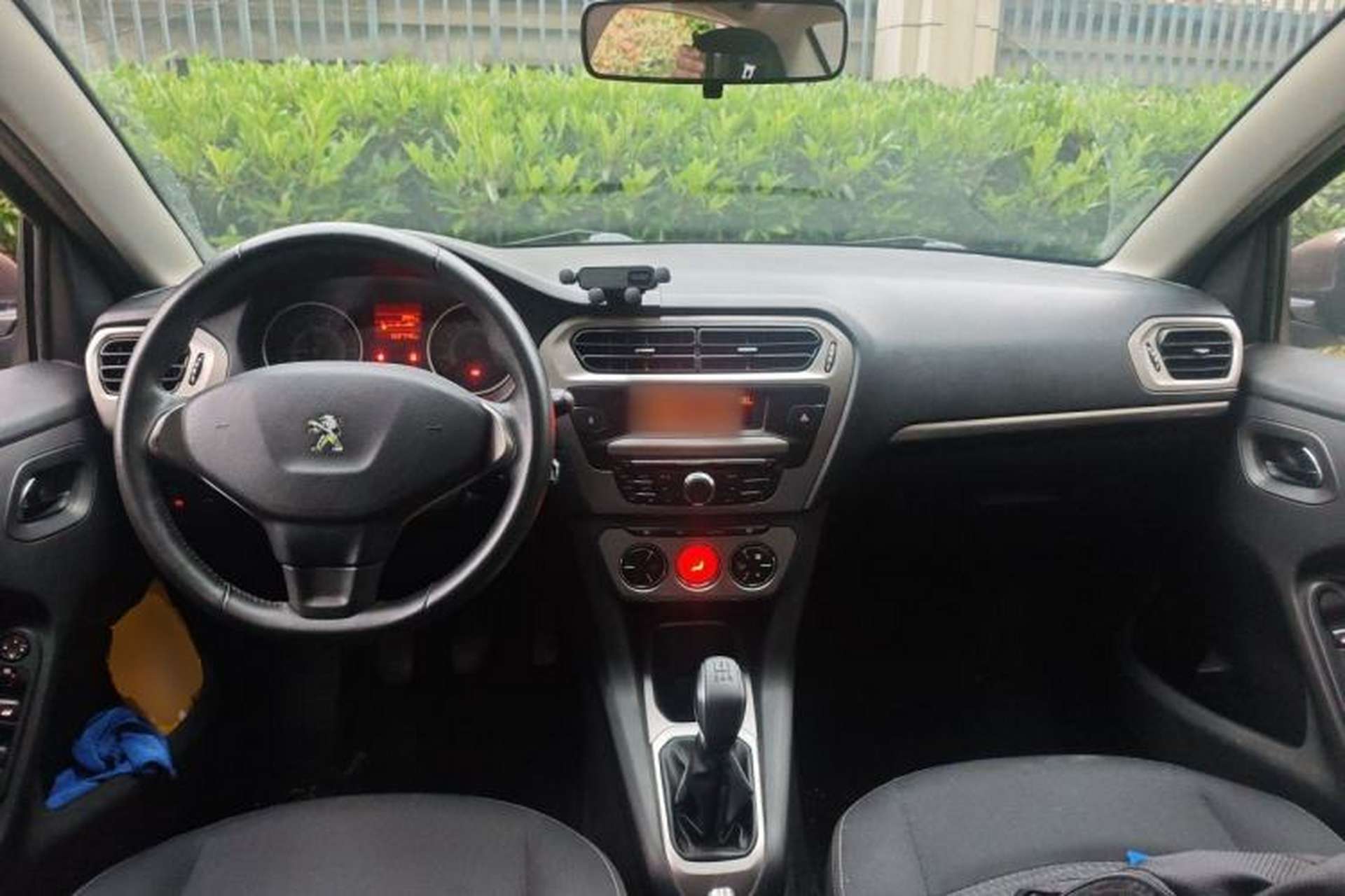Used Peugeot 301 2014 1.6L Manual Luxury Edition Center Console