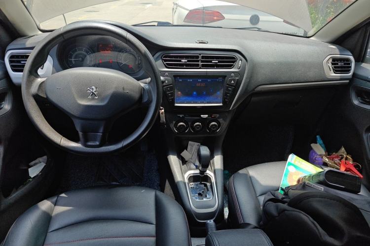 Used Peugeot 301 2014 1.6L Automatic Comfort Edition Center Console