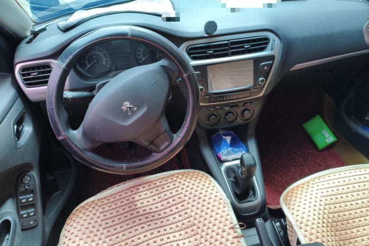 Used Peugeot 301 2014 1.6L Manual Comfort Edition Center Console