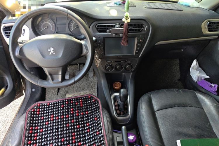 Used Peugeot 301 2014 1.6L Manual Comfort Edition Center Console