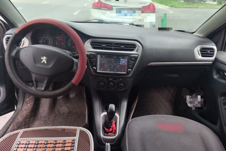Used Peugeot 301 2014 1.6L Manual Comfort Edition Center Console