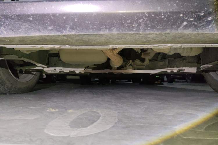 Used Peugeot 301 2014 1.6L Manual Comfort Edition CNG Chassis Front