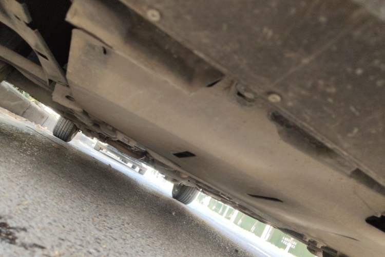 Used Peugeot 301 2014 1.6L Automatic Comfort Edition Chassis Front