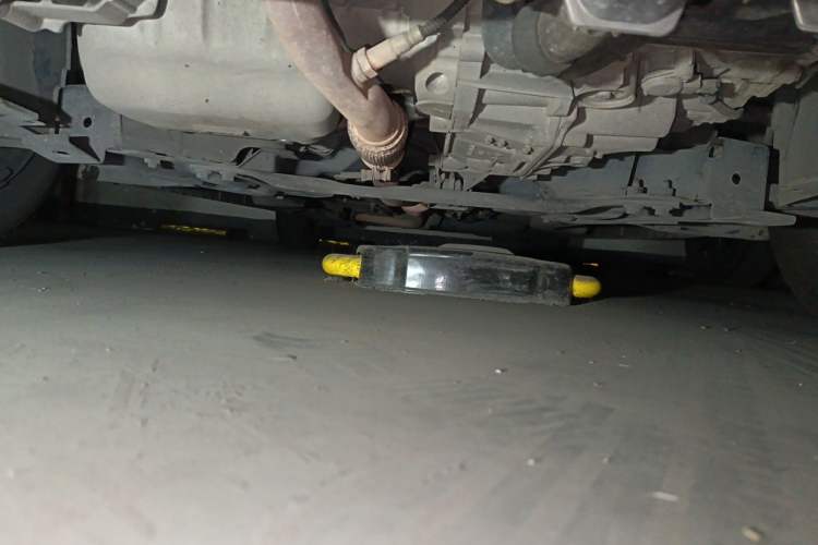 Used Peugeot 301 2014 1.6L Automatic Comfort Edition Chassis Front Left