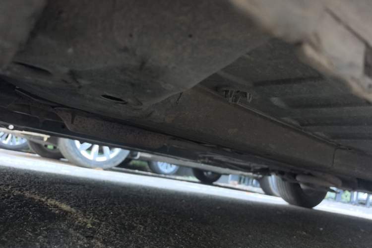 Used Peugeot 301 2014 1.6L Automatic Comfort Edition Chassis Front Left