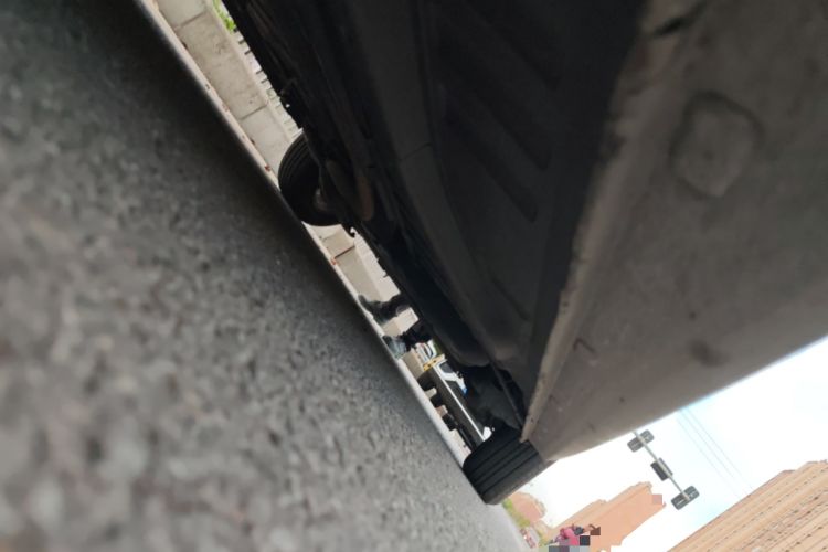 Used Peugeot 301 2014 1.6L Manual Comfort Edition Chassis Front Left