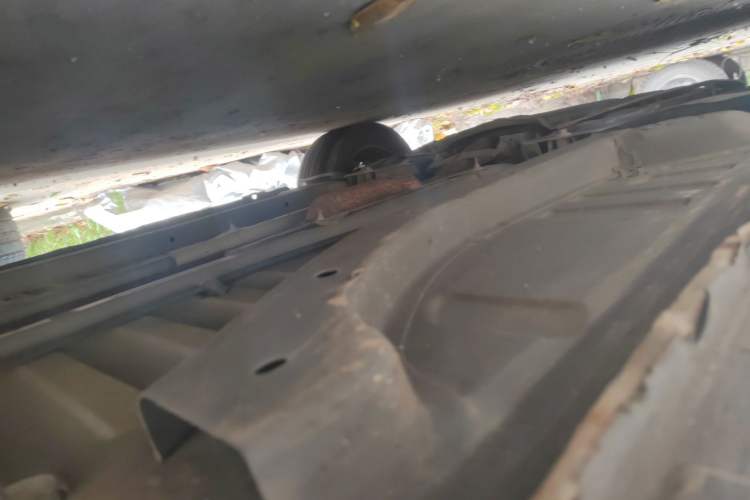 Used Peugeot 301 2014 1.6L Manual Comfort Edition Chassis Front Left