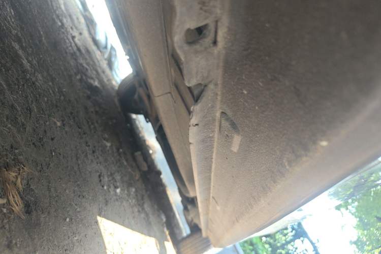 Used Peugeot 301 2014 1.6L Automatic Comfort Edition Chassis Front Left