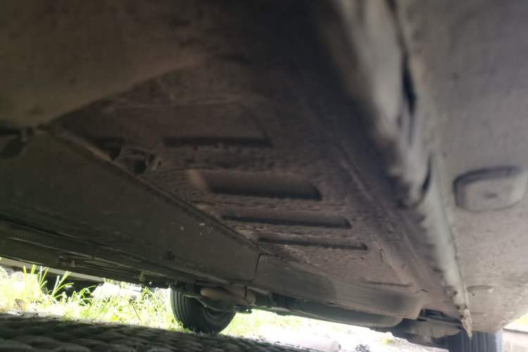 Used Peugeot 301 2014 1.6L Automatic Comfort Edition Chassis Front Left