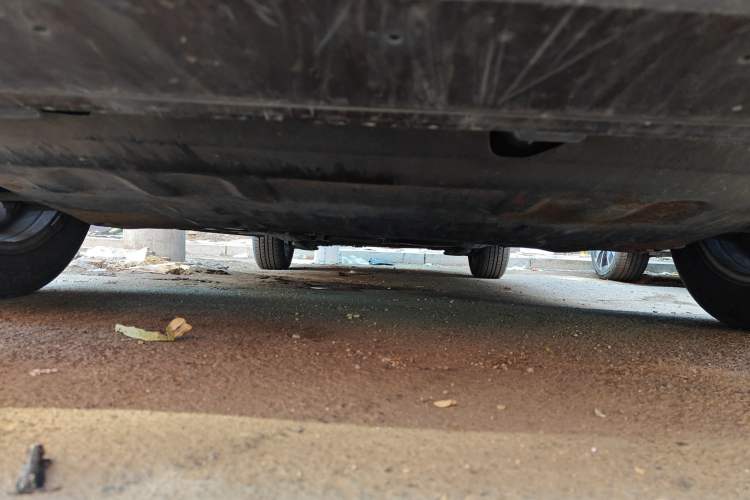 Used Peugeot 301 2014 1.6L Manual Comfort Edition Chassis Front