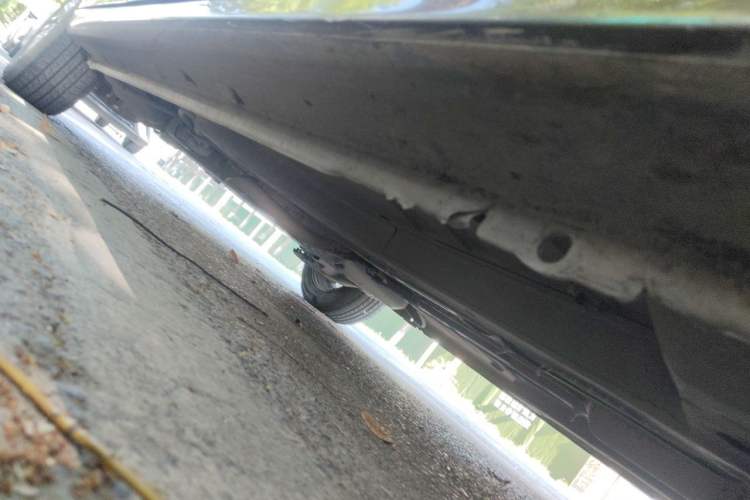 Used Peugeot 301 2014 1.6L Automatic Comfort Edition Chassis Front Right