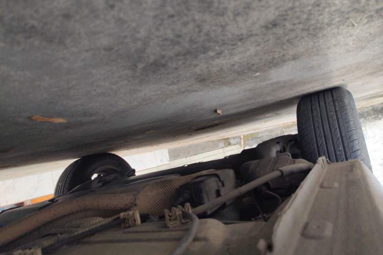 Used Peugeot 301 2014 1.6L Manual Comfort Edition Chassis Front Right