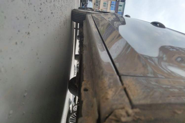 Used Peugeot 301 2014 1.6L Manual Luxury Edition Chassis Front Right