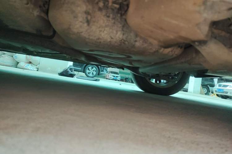 Used Peugeot 301 2014 1.6L Automatic Comfort Edition Chassis Rear Left