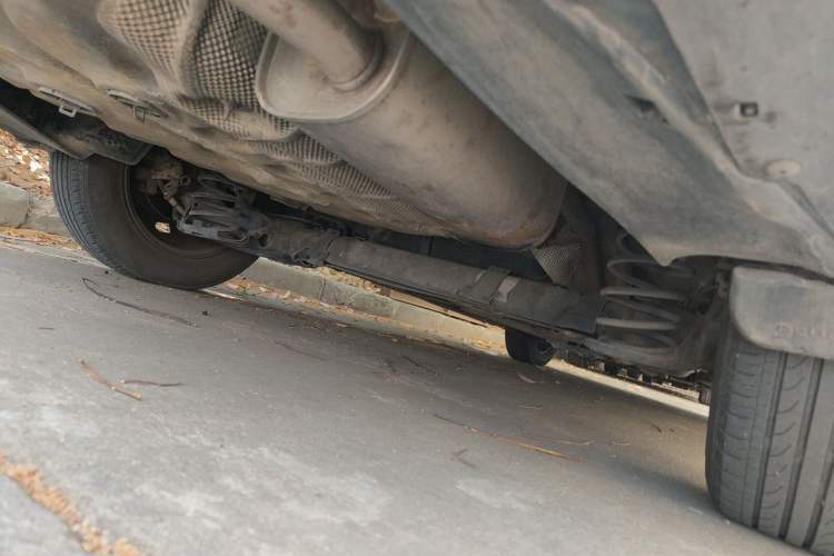 Used Peugeot 301 2014 1.6L Manual Comfort Edition Chassis Rear Right