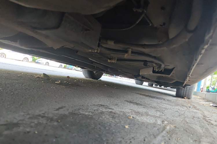 Used Peugeot 301 2014 1.6L Manual Comfort Edition Chassis Rear Right