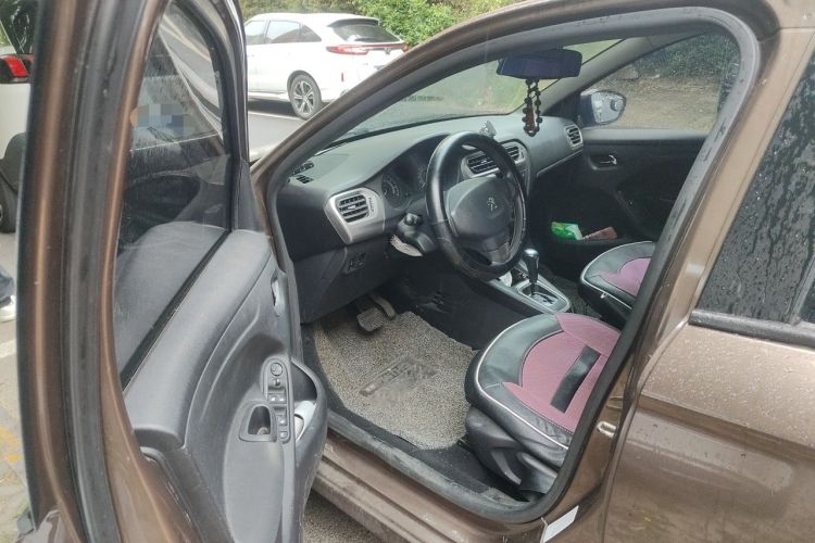 Used Peugeot 301 2014 1.6L Automatic Comfort Edition Driver Seat