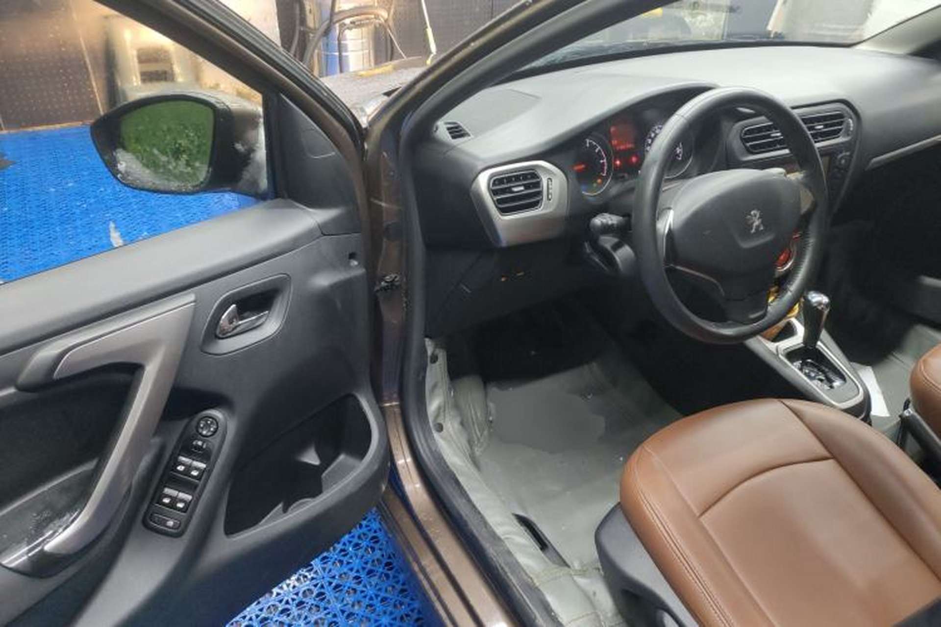 Used Peugeot 301 2014 1.6L Automatic Luxury Edition Driver Seat