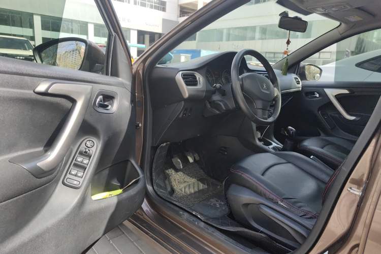 Used Peugeot 301 2014 1.6L Manual Luxury Edition Driver Seat