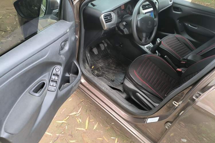Used Peugeot 301 2014 1.6L Manual Comfort Edition Driver Seat