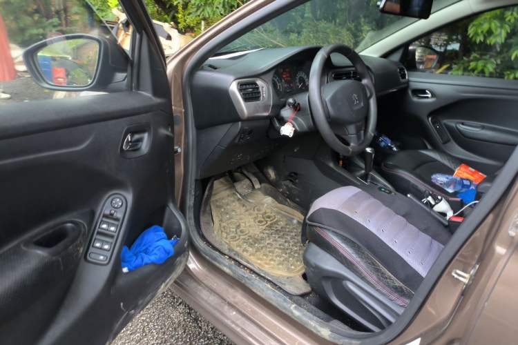 Used Peugeot 301 2014 1.6L Automatic Comfort Edition Driver Seat