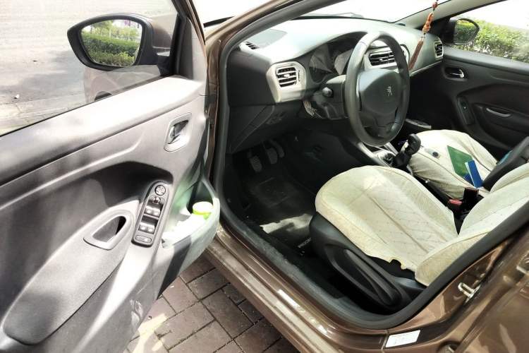 Used Peugeot 301 2014 1.6L Manual Comfort Edition Driver Seat