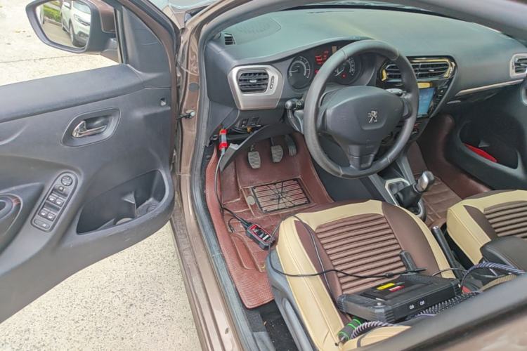 Used Peugeot 301 2014 1.6L Manual Comfort Edition Driver Seat