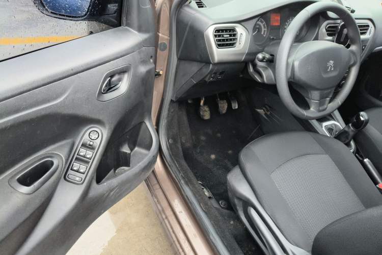 Used Peugeot 301 2014 1.6L Manual Comfort Edition Driver Seat