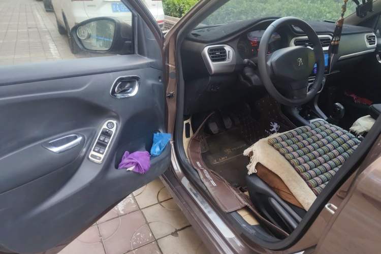 Used Peugeot 301 2014 1.6L Manual Comfort Edition Driver Seat
