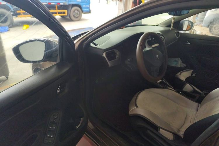 Used Peugeot 301 2014 1.6L Automatic Comfort Edition Driver Seat