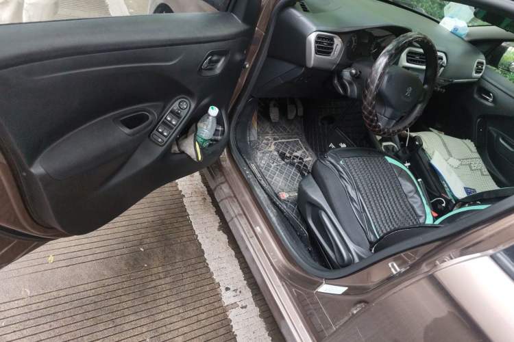 Used Peugeot 301 2014 1.6L Manual Comfort Edition Driver Seat