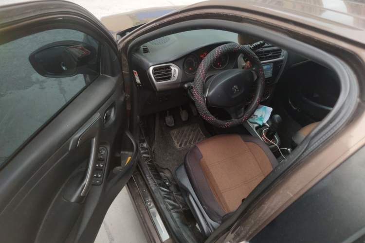 Used Peugeot 301 2014 1.6L Manual Luxury Edition Driver Seat