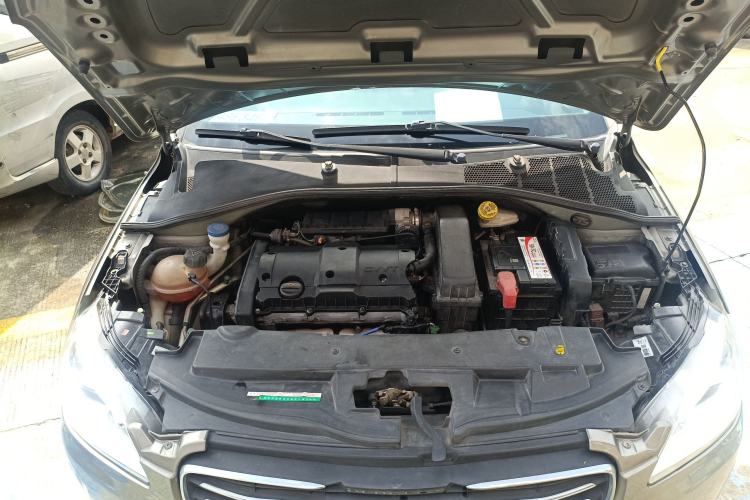 Used Peugeot 301 2014 1.6L Automatic Luxury Edition Engine Bay