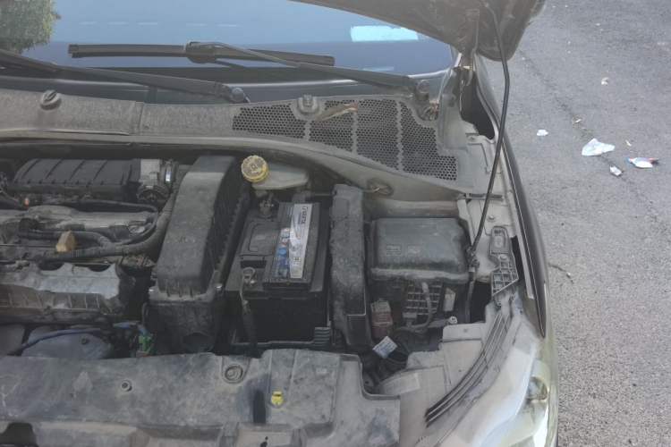 Used Peugeot 301 2014 1.6L Automatic Comfort Edition Engine Bay Left