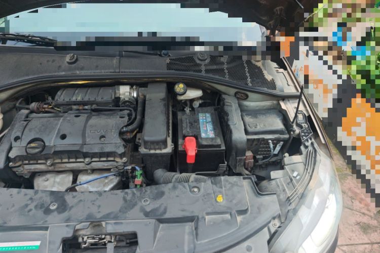 Used Peugeot 301 2014 1.6L Manual Comfort Edition Engine Bay Left