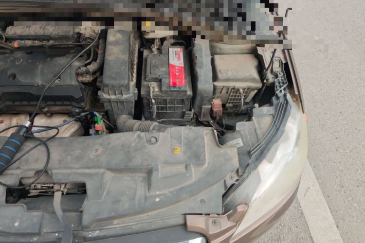 Used Peugeot 301 2014 1.6L Manual Comfort Edition Engine Bay Left