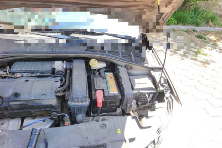 Used Peugeot 301 2014 1.6L Automatic Luxury Edition Engine Bay Left