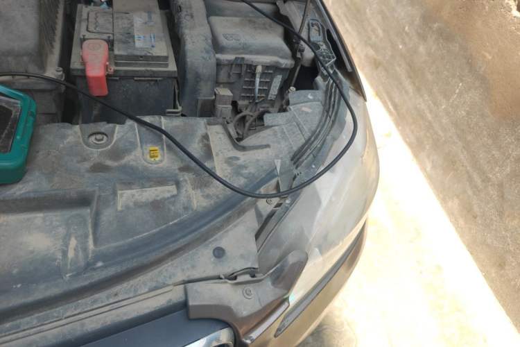 Used Peugeot 301 2014 1.6L Automatic Luxury Edition Engine Bay Left