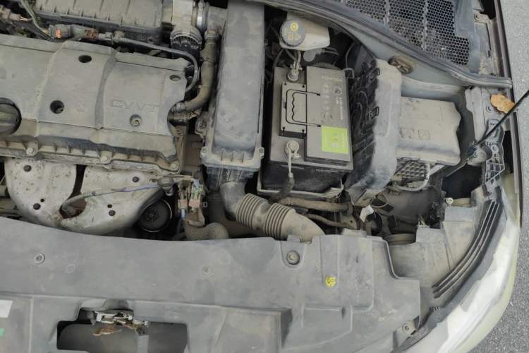 Used Peugeot 301 2014 1.6L Manual Comfort Edition Engine Bay Left
